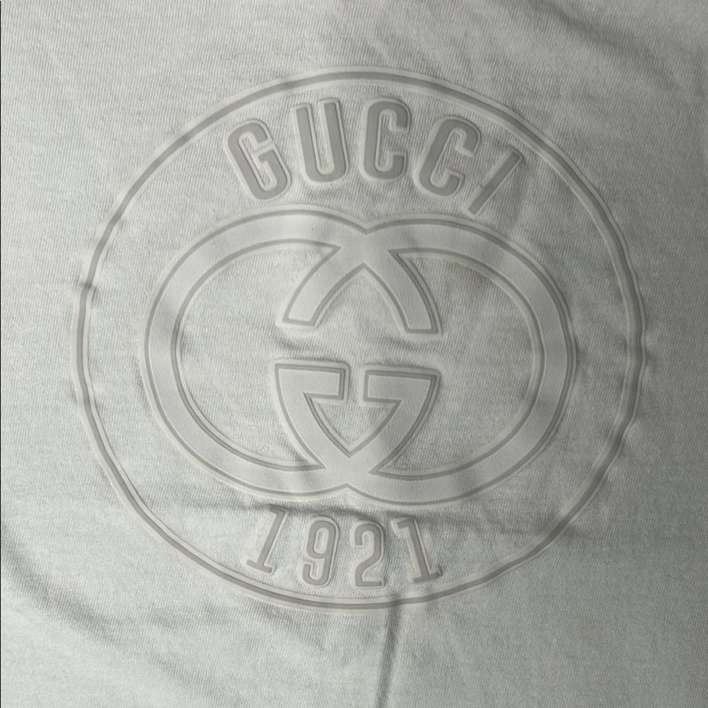 Gucci White Short Sleeve Tee Minimalist Design - Picture 3 of 5